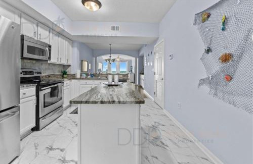 Gulfport Casa | Legacy Tower Two 1305