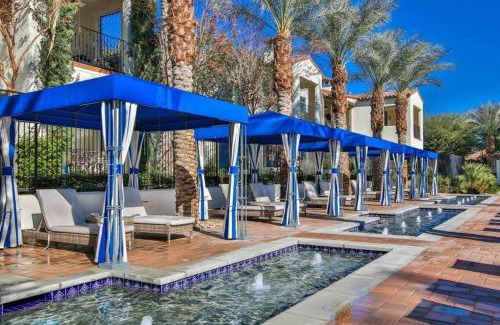 La Quinta Apartamento | Legacy Villas 1 BR 1 Story Kitchen Resort Pools Gym