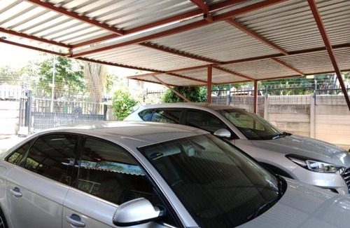 Arcadia Cabaña | Legaeng Cottage - peaceful private family size unit with swimming pool and WIFI
