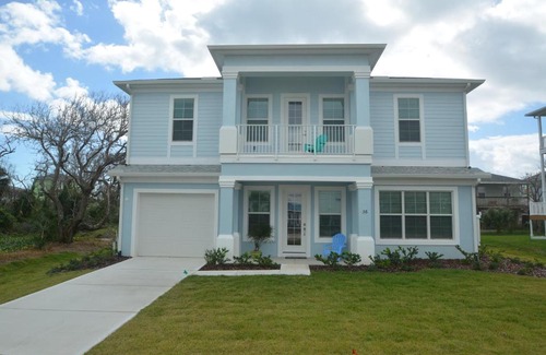 Marineland Acres Casa | Legasea a gorgeous 5 bed4 Bath Luxury Beach House Hot Tub Fenced Yard