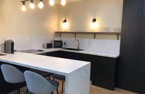 Macon Apartamento | Legend - Parking privé - Gare - Centre ville - Quai de Saône - fibre