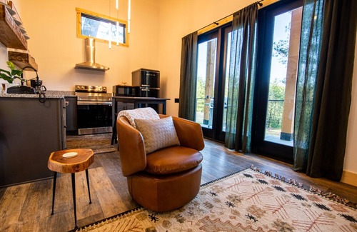 Logan Cabina | Legends Lane D - Hosted by The Chalets