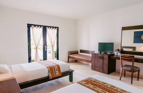 Berawa Hotel | Legong Keraton Beach Hotel