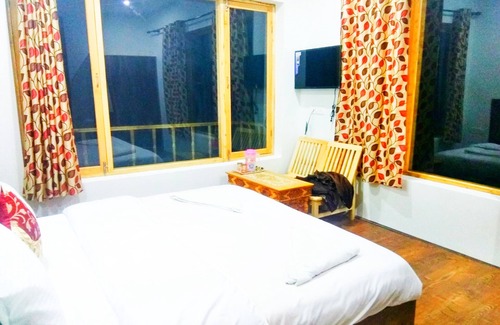 Leh Hotel | Leh Stumpa
