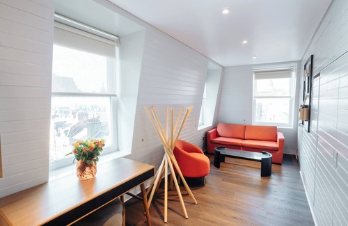 Chinatown Hotel | Leicester House Hotel