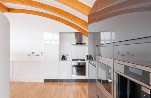 Chinatown Apartamento | Leicester Square 3BR Penthouse w / Terrace & Lift