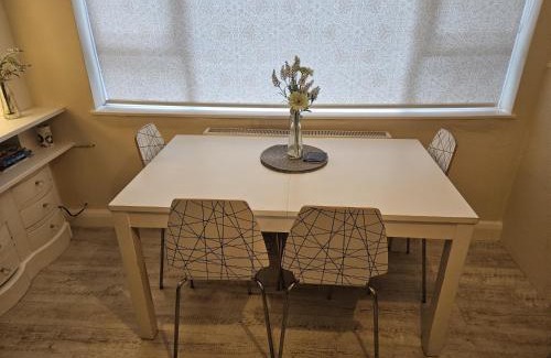 Leigh-on-Sea Apartamento | Leigh-on-Sea Retreat - 2 Bedroom Apartment