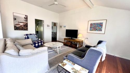 Yamba Casa | Leightons Cottage, 8 Campbell Lane