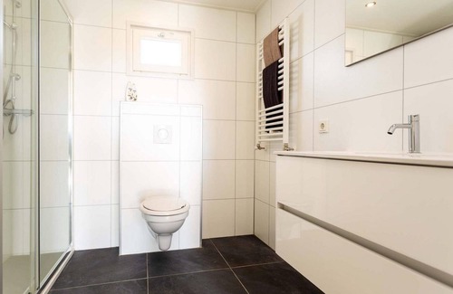 Beekbergen-Zuid Chalet De Esquí | ✓ Leijhoeve at Recreatiepark Beekbergen ✓ Holiday home for 4 persons ✓ Located in Beekbergen (Gelderland) ✓ Holiday park on the Veluwe ✓ Book directly through the park