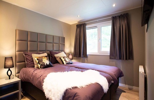 Beekbergen-Zuid Chalet De Esquí | ✓ Leijhoeve at Recreatiepark Beekbergen ✓ Holiday home for 4 persons ✓ Located in Beekbergen (Gelderland) ✓ Holiday park on the Veluwe ✓ Book directly through the park