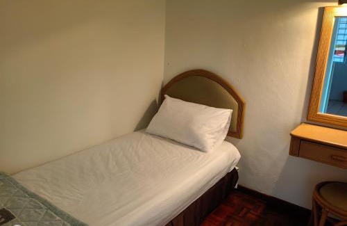 Taman Tanjung Hotel | Leisure Homestay Glory beach
