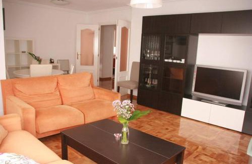 Valladolid Apartamento | LEKKER&VIDA, Vivienda de Uso Turístico, céntrica, garaje en el edificio