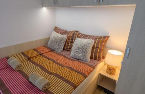 Balatonlelle Apartamento | Lelle Marine Resort Màlna Apartman