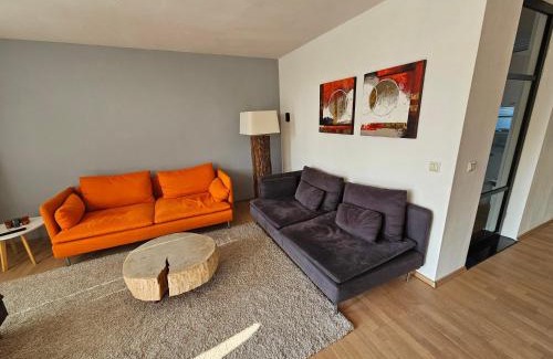 Lemmer Casa | Lemmer House - Luxe familiehuis aan het water