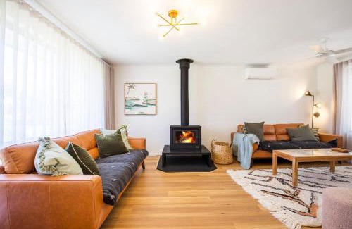 Callala Beach Casa | Lemon Drop - Short Walk to Beach