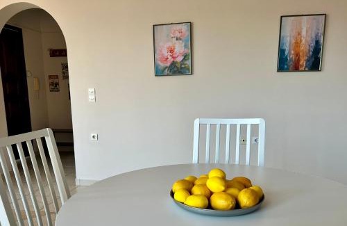 Meligalas Apartamento | Lemon & Light