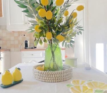 Chrissi Akti Apartamento | Lemon Tree House, Golden Beach