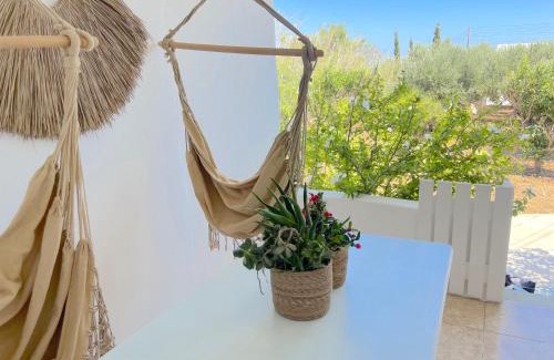 Chrissi Akti Apartamento | Lemon Tree House, Golden Beach