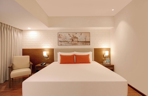 Vashi Hotel | Lemon Tree Premier Navi Mumbai