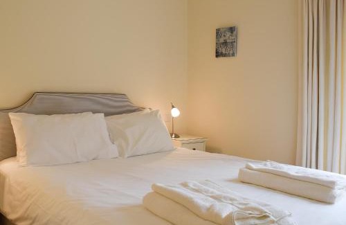 Clopton Casa | Len Cottage