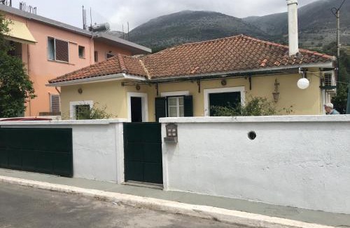 Agia Efimia Casa | Lena’s traditional villa