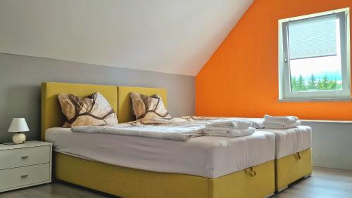 Zeltweg Apartamento | Lenas Apartments