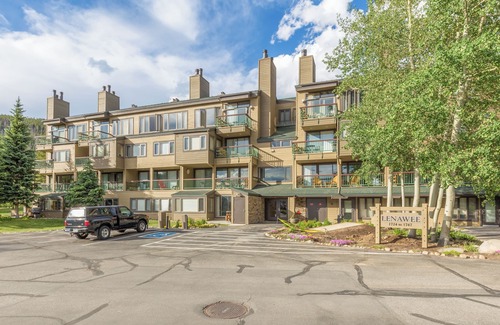 Lakeside Village Apartamento | Lenawee #1726
