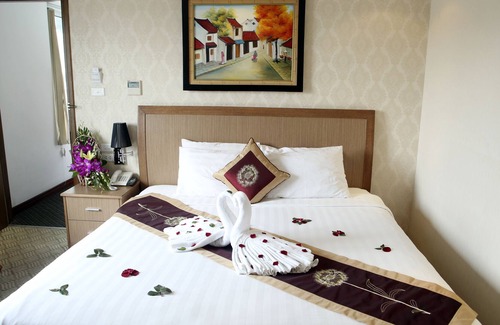 Trang Tien Hotel | Lenid De Ho Guom Hotel