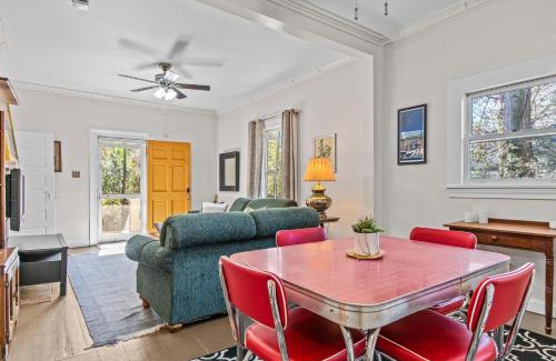 Athens Casa | Lenoir Cottage