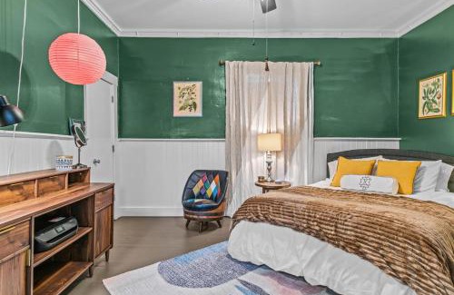Athens Casa | Lenoir Cottage