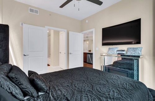 Lenox Apartamento | Lenox Mall High Rise - City View & Unique Decor