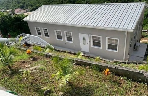Rosendal Casa | Leona's Hidden Adventure 3 Bedroom Home by Redawning