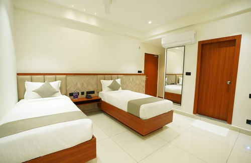 Hyderabad Hotel | LEONAR HOTEL