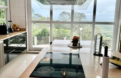 Barra de Guaratiba Casa | Leonardi's Sunset House