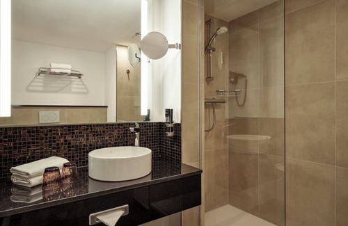 Winterhude Hotel | Leonardo Hotel Hamburg City Nord