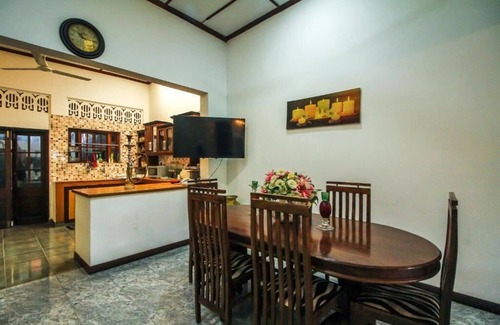 Mount Lavinia Casa | Leos Home Stay
