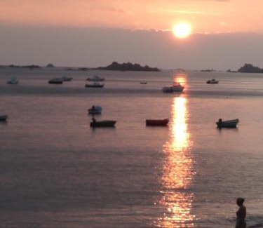 Ploubazlanec Casa | Les îles, le bourg, la plage