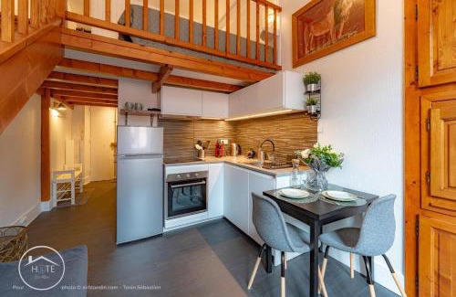 Chambery Apartamento | Les Arcades WiFi Historic Center
