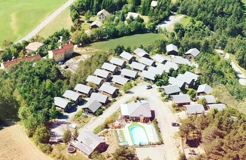 Seyne Cabina | les balcons du grand puy