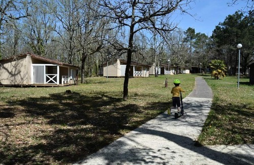 Prayssac Casa | Les Bois de Prayssac Campsite - Comfort 2 room cottage for 4 people