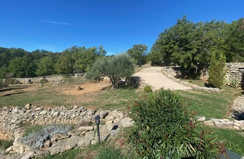 Forcalquier Villa | "les Bories" Mas Privé Avec Piscine Dans le Parc du Luberon