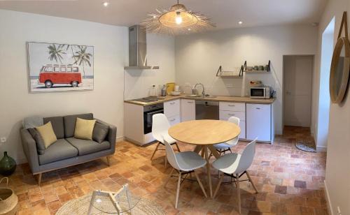 Saint-Ouen-des-Toits Casa | Les Bosquets