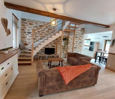 Lacres Casa | Les Boutons d'Or