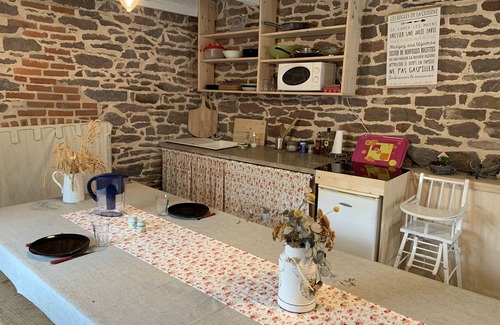 Saint-Malon-sur-Mel Casa | Les Bouyères