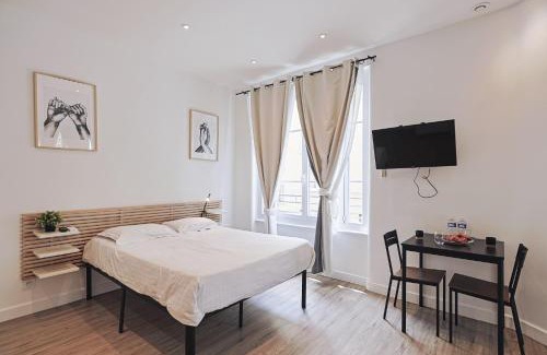 Villette Gare Apartamento | LES BULLES DE MONA - Chic - Spa - Clim