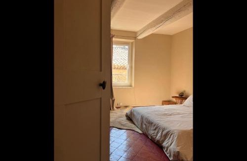 Eygalieres Apartamento | Les canisses