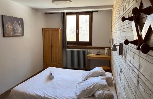 Les Claux Hotel | Les Carlines