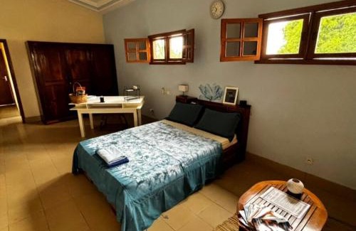 Lome Cama Y Desayuno | Les Chambres D'À Côté