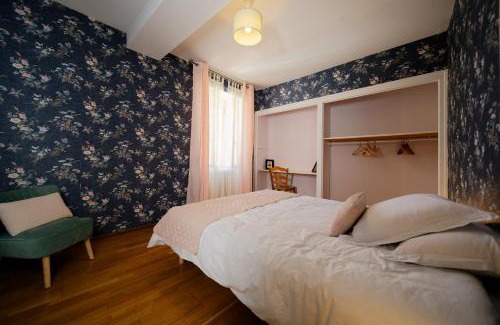 Argenton-les-Vallees Cama Y Desayuno | Les chambres de la vallée