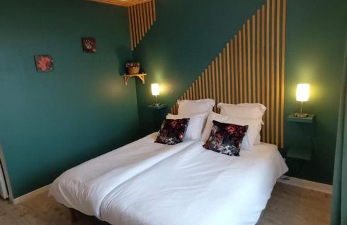 Argenton-les-Vallees Casa | Les chambres de la Vallée
